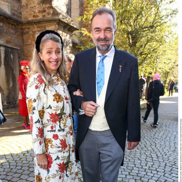 Alexander Prinz zu Schaumburg-Lippe und Mahkameh Navabi bei einer Veranstaltung.