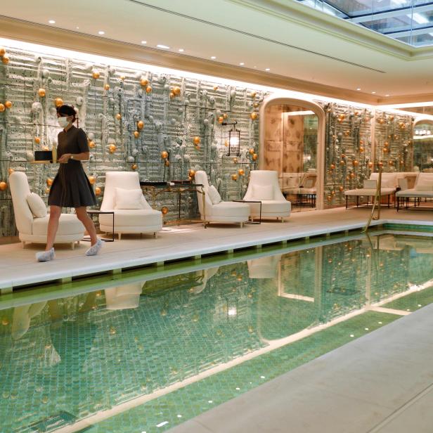 Einblicke in den Spa-Bereich im Hotel de Crillon in Paris.