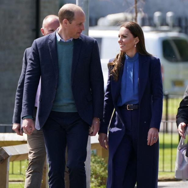 Prinz William und Herzogin Catherine von Cambridge besuchen die Wheatley Group in Glasgow.