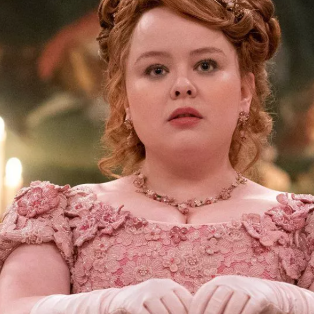 Nicola Coughlan als Penelope Featherington in der Serie „Bridgerton“.