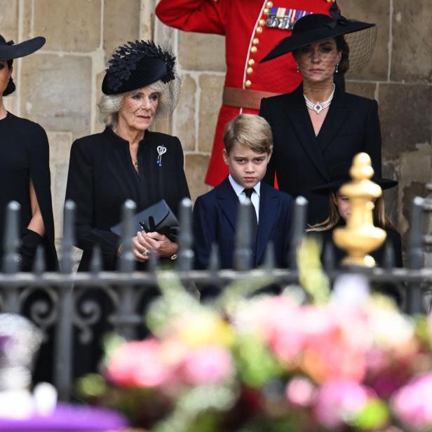 Mitglieder der königlichen Familie nehmen an der Beerdigung von Königin Elizabeth II. teil.