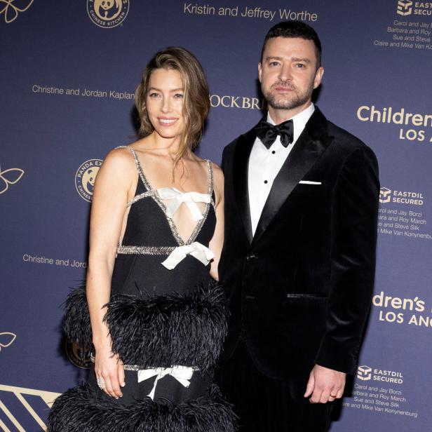 Jessica Biel und Justin Timberlake posieren auf einer Veranstaltung des Children's Hospital Los Angeles.