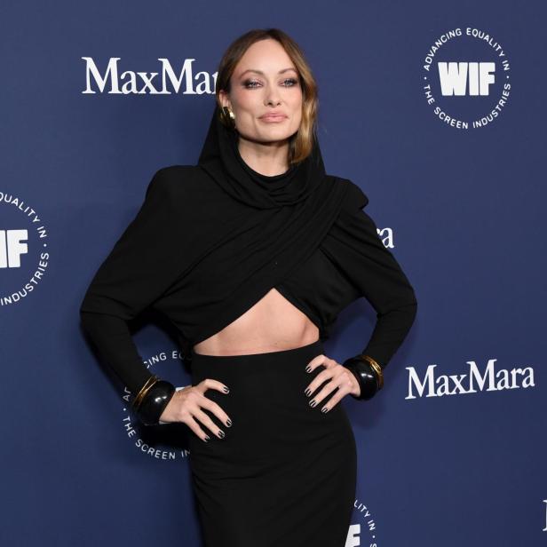 Olivia Wilde posiert auf einer Veranstaltung von WIF und MaxMara.