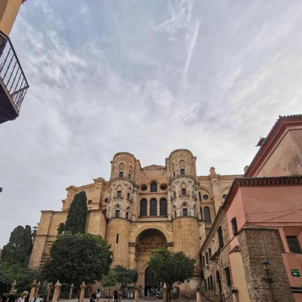Die Kathedrale von Málaga liegt nahe des Museo Picasso.