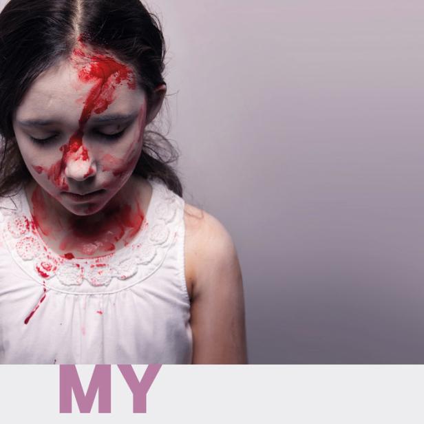 Das Filmplakat für „My Sister“ zeigt ein junges Mädchen mit Blut im Gesicht.