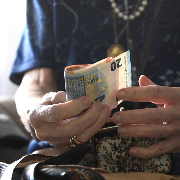 THEMENBILD: PENSION / PENSIONISTEN / PENSIONSPAKET / PENSIONSKONTO / PENSIONSREFORM