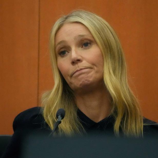 Gwyneth Paltrow während einer Gerichtsverhandlung.