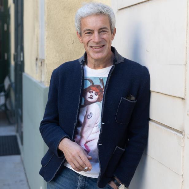 Schauspieler Gedeon Burkhard beim Interview vor dem freizeit.live-Event.