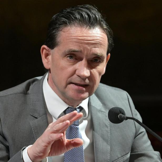 PK WIEN HOLDING, THEATER AN DER WIEN "SANIERUNG THEATER AN DER WIEN": GOLLOWITZER