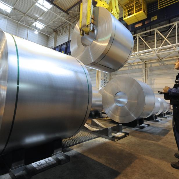 ++ ARCHIVBILD ++ THEMENBILD: METALLER-KV / STAHLPRODUKTION