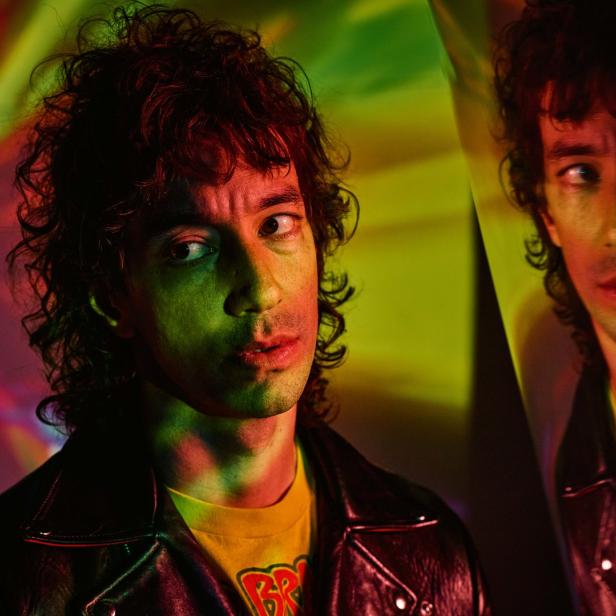 Mit den Strokes und als Songwriter ein Star.
