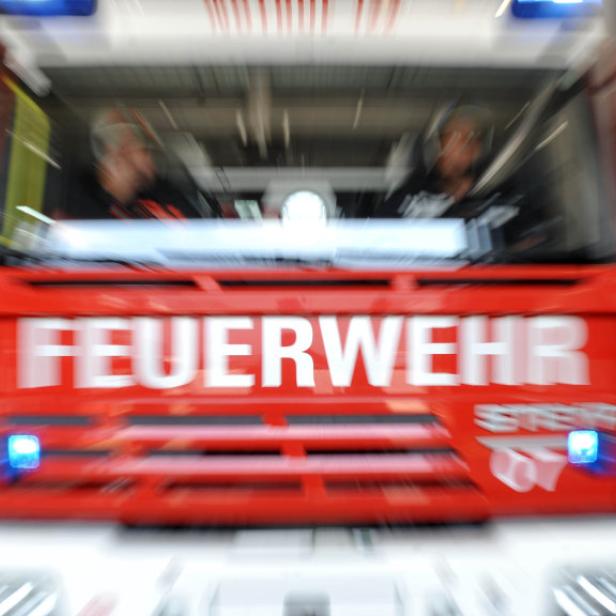 Großbrand mit Verletzten in ehemaligem Hotel im Kleinwalsertal