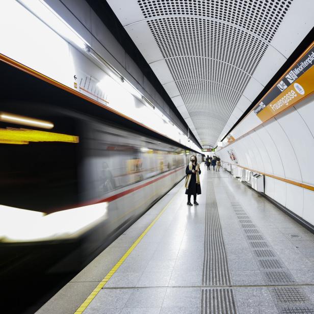 UBAHN: FRAUENGASSE