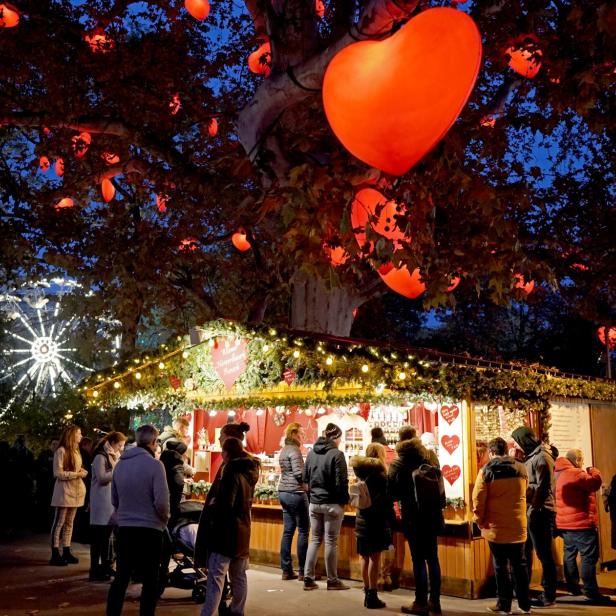 ++ THEMENBILD ++ ERÖFFNUNG CHRISTKINDLMARKT UND WIENER WEIHNACHTSTRAUM