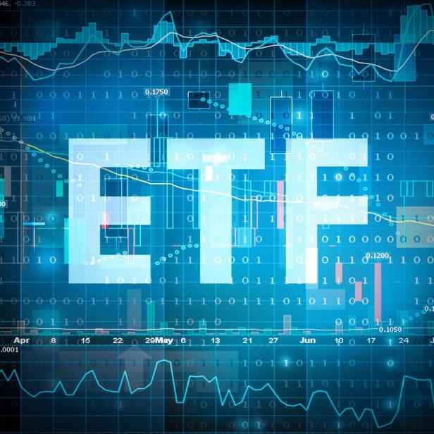 ETFs können als börsengehandelte Indexfonds zu Börsenzeiten jederzeit gekauft oder verkauft werden.