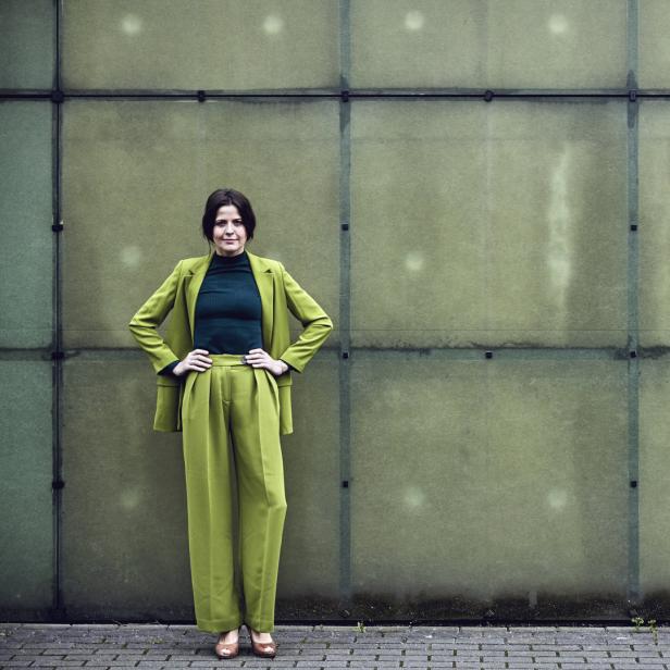 Frau im Business-Look.