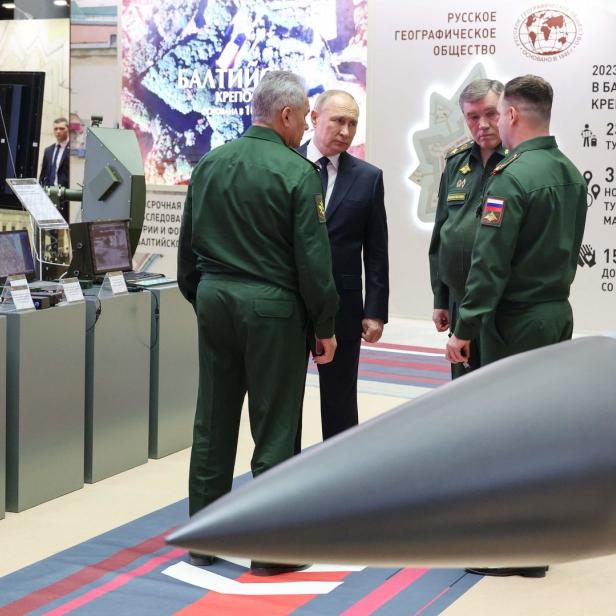 RUSSIA-POLITICS-DEFENCE