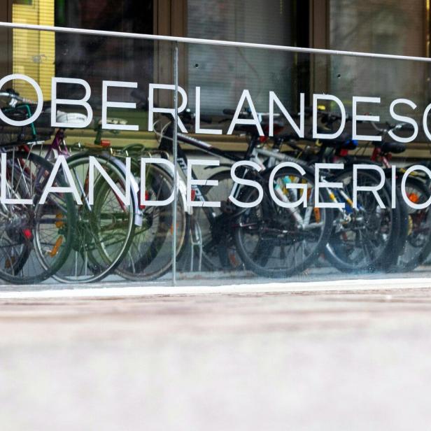 ++ THEMENBILD ++ TAGSATZUNG MIT ENTSCHEIDUNG ÜBER INSOLVENZANTRAG GEGEN RENE BENKO: LANDESGERICHT INNSBRUCK