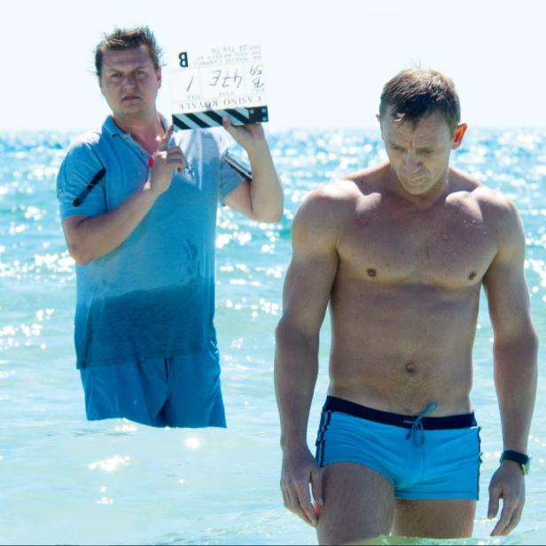 Daniel Craig am Set von „Casino Royale“ im Wasser.