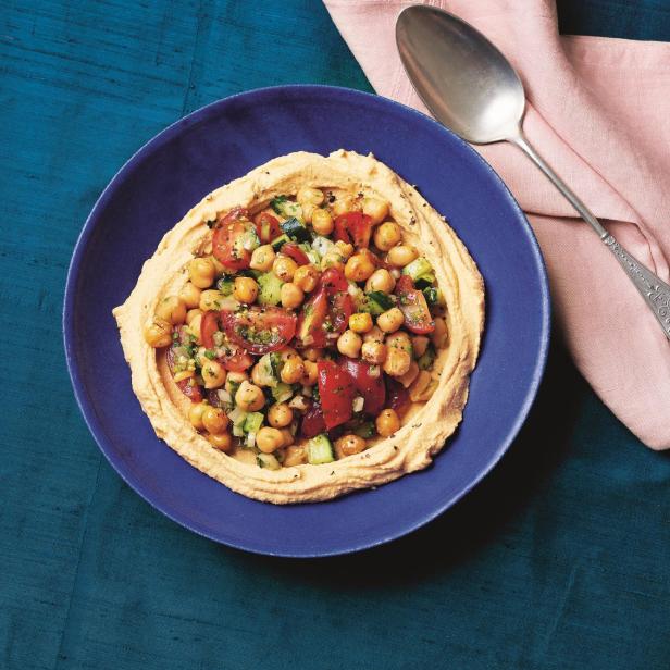 Kichererbsensalat mit Orangen-Hummus.