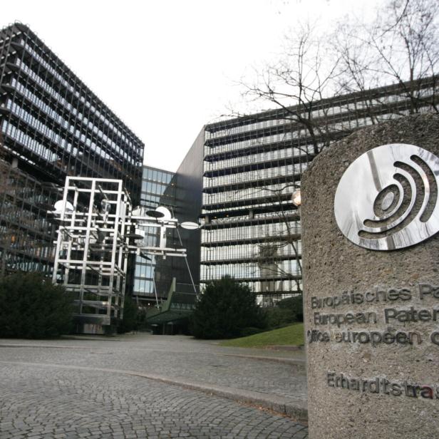 Das Europäische Patentamt in München an der Erhardtstraße.