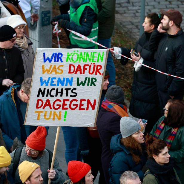 Proteste gegen AfD und Remigrationsfantasien in Deutschland