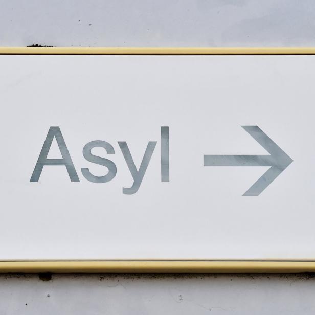 Ebenfalls rückläufig sind die Asylzahlen