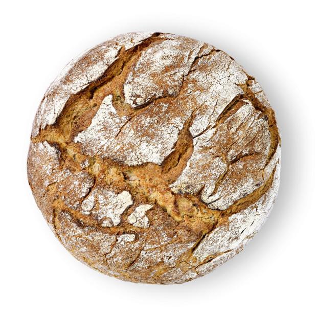 Ein rundes, rustikales Brotlaib mit einer bemehlten Kruste.