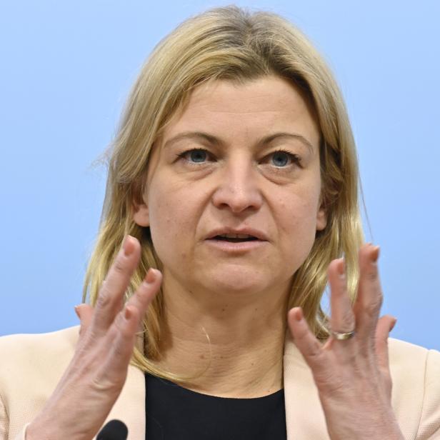GPA-Chefin Barbara Teiber bei einem Pressetermin Ende Februar
