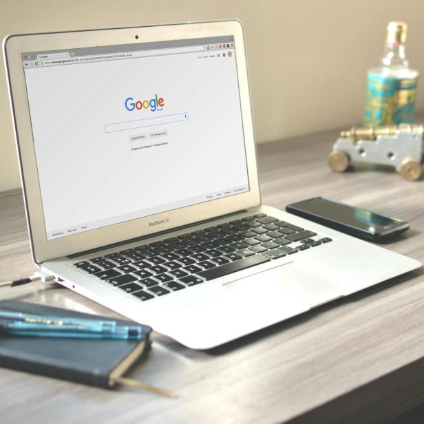 Wie Unternehmen die Verbindung von Online- und Offlinemarketing meistern