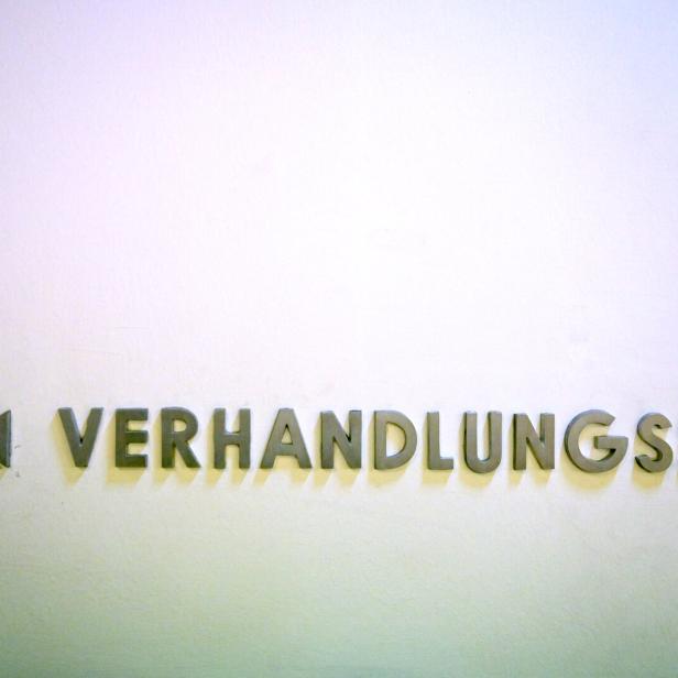 ++ THEMENBILD ++ GERICHT / VERHANDLUNGSSAAL