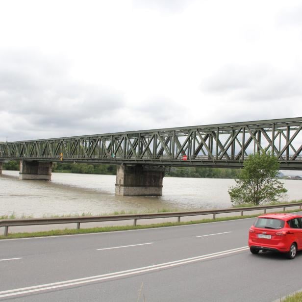 doanubrücke Mauthausen