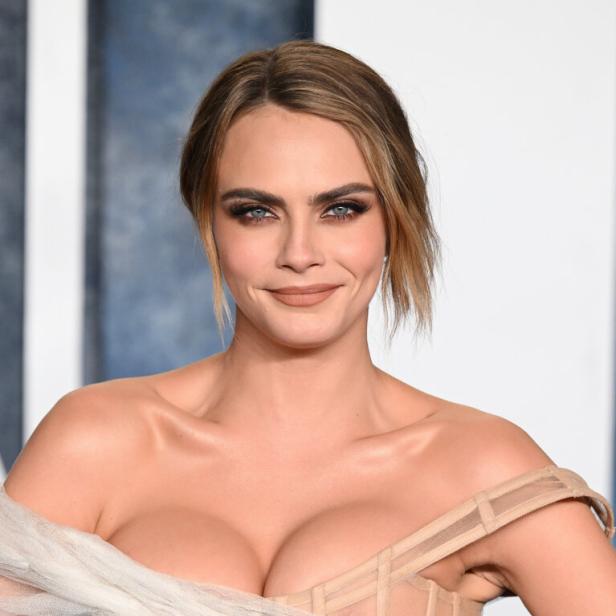 Cara Delevingne bei der Oscar-Party von Vanity Fair.