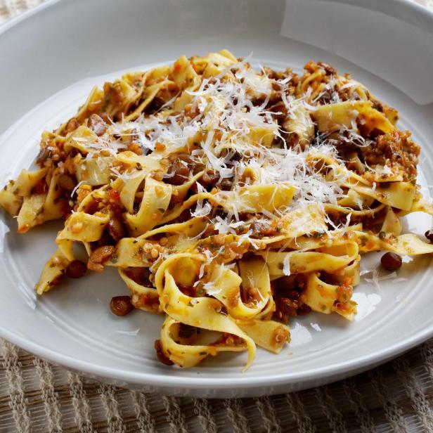 Vegane Linsen-Bolognese.