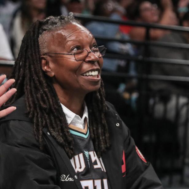 Wie Whoopi Goldberg weltweit Frauensport sichtbar machen will