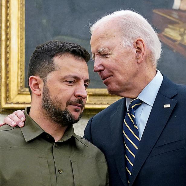 Insider: Biden erlaubt Ukraine Angriffe gegen Russland mit US-Raketen