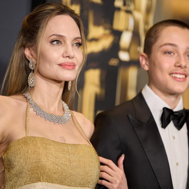 Angelina Jolie kam in Begleitung ihres Sohnes Knox