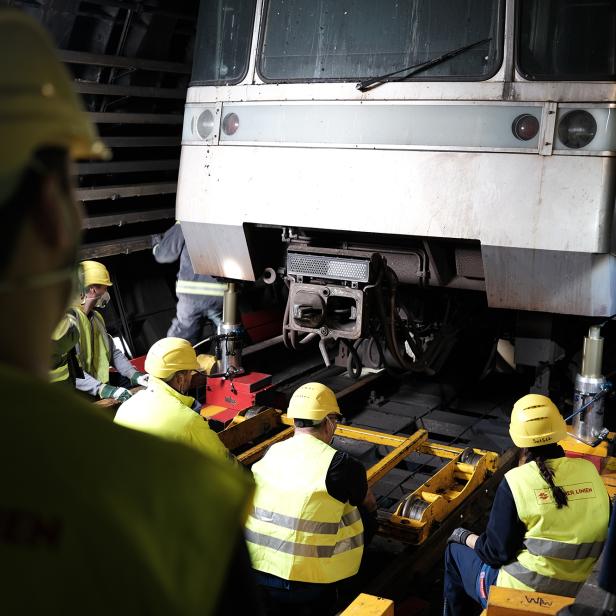 Nach Brand bei U1: Fahrerin aus Spital entlassen