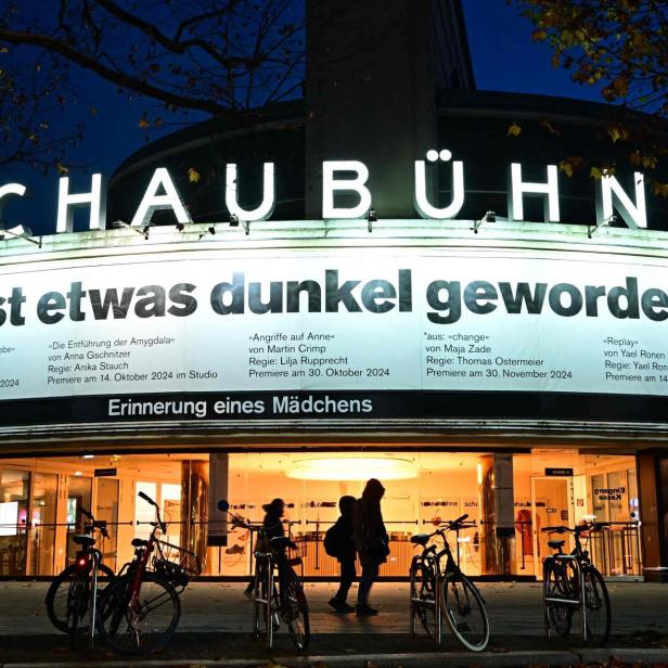 The &amp;quot;Schaubuehne&amp;quot; theatre is pictured in Berlin on November 21, 2024. Berlin&amp;#39;s Schaubühne, one of Europe&amp;#39;s best-known theatres for its avant-garde productions, said it was at risk of bankruptcy because of major budget cuts planned by the German capital. (Photo by Tobias SCHWARZ / AFP)APA/AFP/TOBIAS SCHWARZ