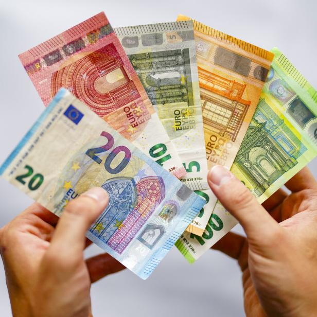 ++ THEMENBILD ++ BARGELD