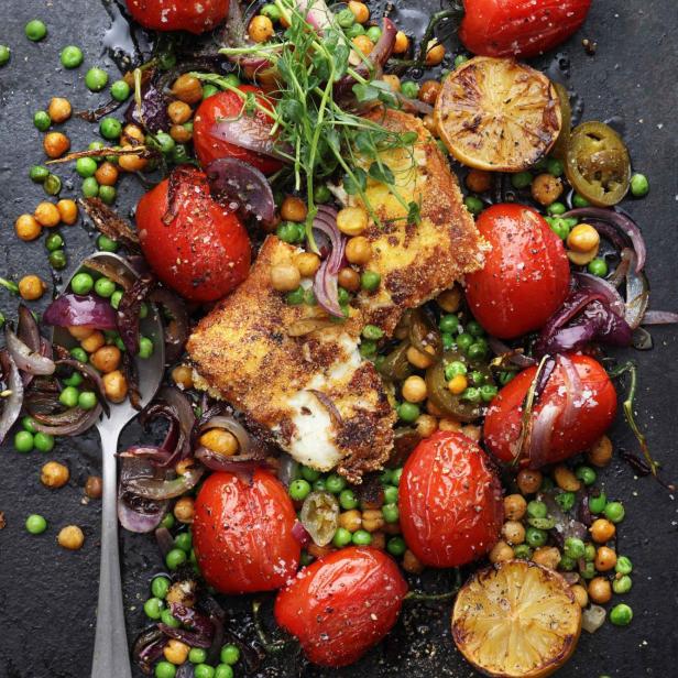 Tomaten von der Plancha mit Feta.