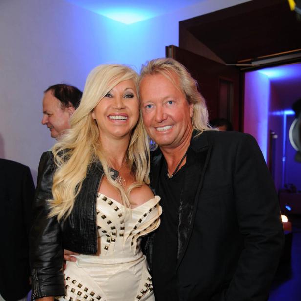 Robert und Carmen Geiss posieren bei der „Starnacht Champagnernight“.