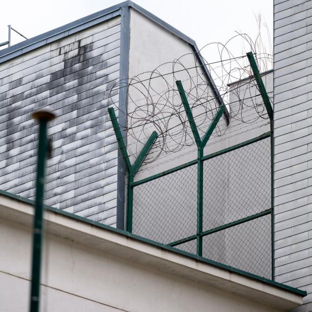 Vienna Regional Court to decide on Austrian businessman Rene Benko's pre-trial detention