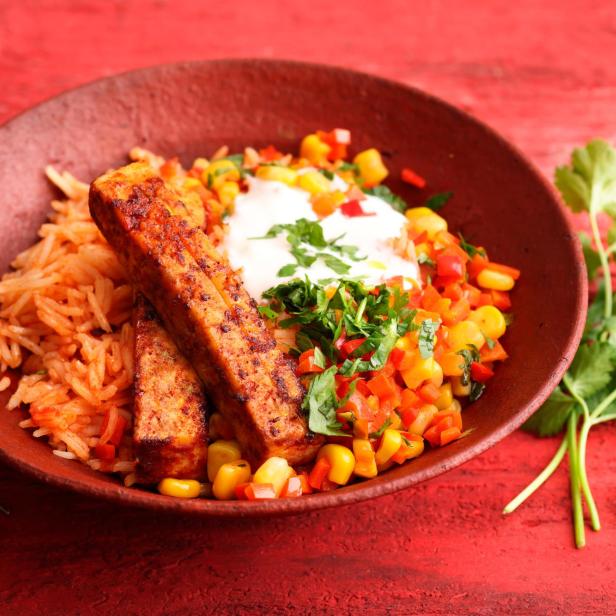 Mexikanisch inspirierte Reisbowl von Maya Leinenbach.