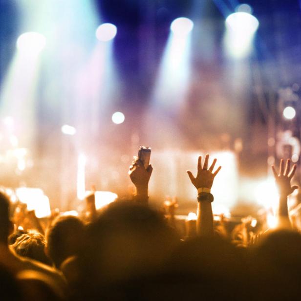 In Clubs neuerdings der Renner: Wasser in der Dose.