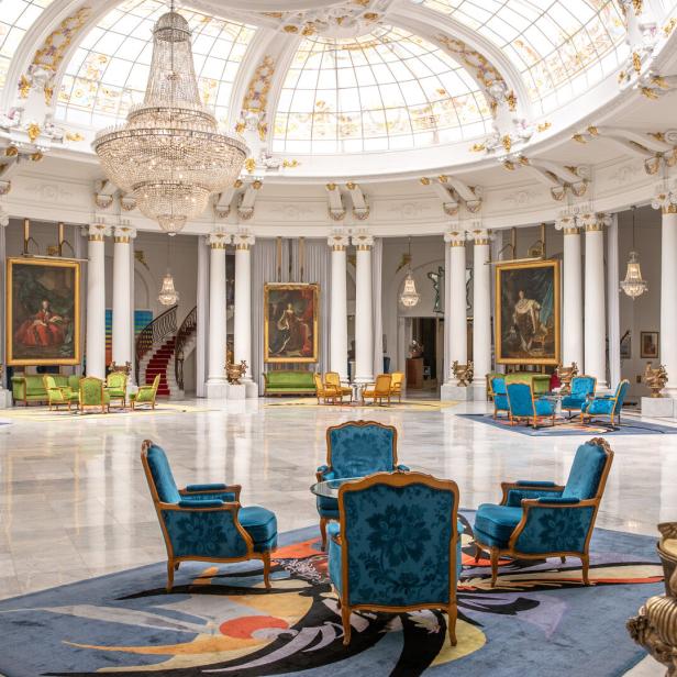 Nizza: Der prächtige Salon Royal im Hotel Le Negresco ist mit Kunstschätzen bestückt.