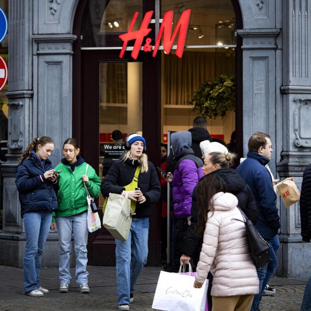 Ein H&M-Store von außen.