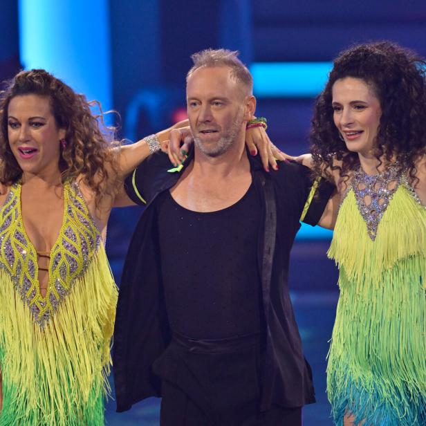 Stefan Koubek tanzte mit Manuela Stöckl und seiner Freundin Kinga (re.)