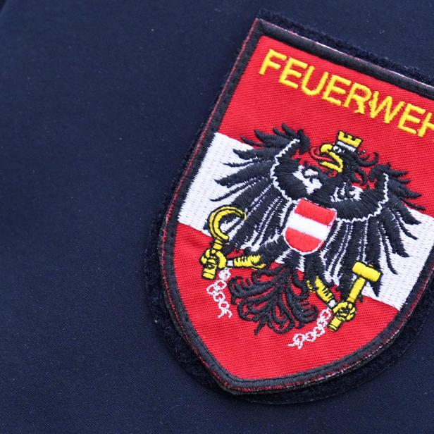 ++ THEMENBILD ++ FEUERWEHR / EINSATZKRÄFTE