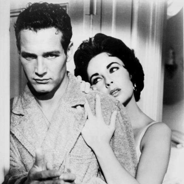 Paul Newman und Elizabeth Taylor in einer Szene aus dem Film „Die Katze auf dem heißen Blechdach“.